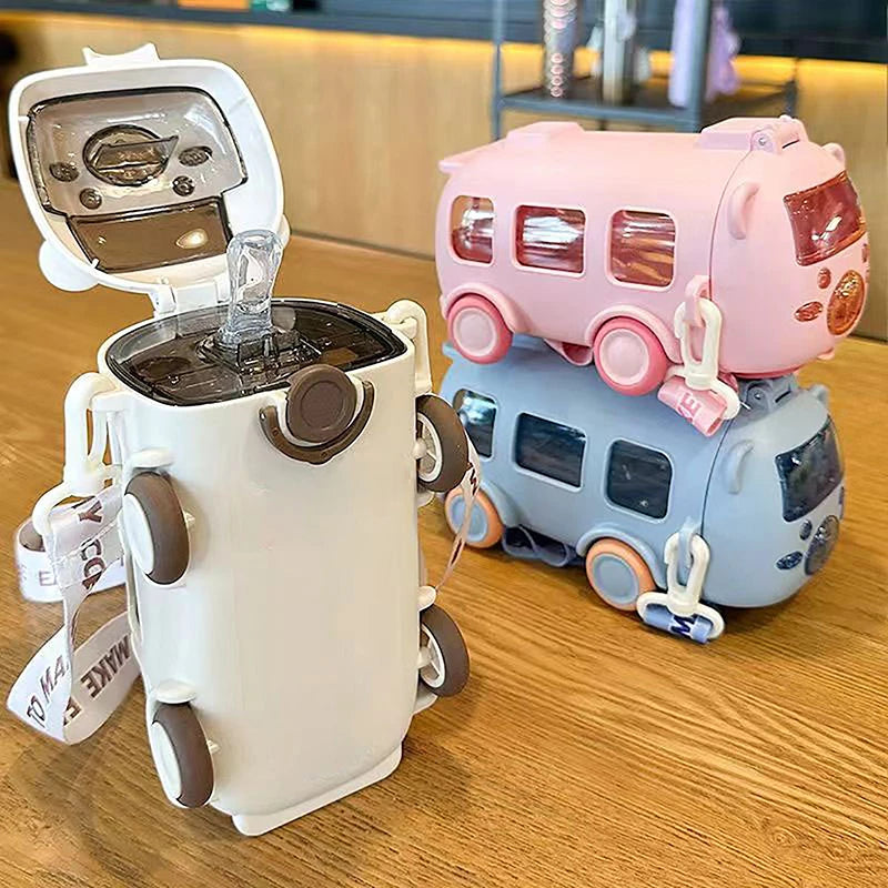 TERMO DE AGUA EN FORMA DE AUTOBUS PLAYSIP™ EL JUGUETE PERFECTO PARA TU HIJO ¡MIENTRAS SE HIDRATA CON DIVERSIÓN!